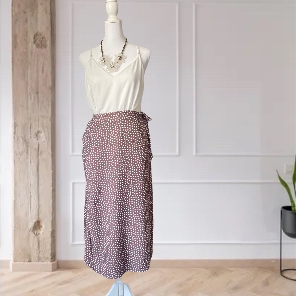 URBAN ROMANTICS | Midi Wrap Skirt